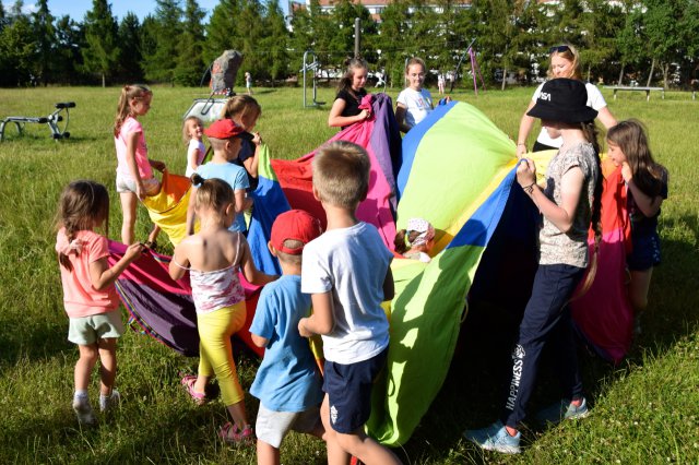 Lato na podwórku powróciło na świdnickie osiedla