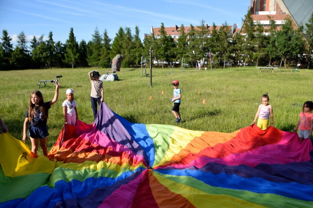 Lato na podwórku powróciło na świdnickie osiedla