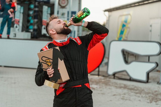 [FOTO] Świdniczanin Damian Lempart zwyciężył w ostatniej rundzie Mistrzostwach Polski Endurance