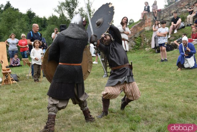 [FOTO] Tłumy na Jarmarku Średniowiecznym w Wierzbnej