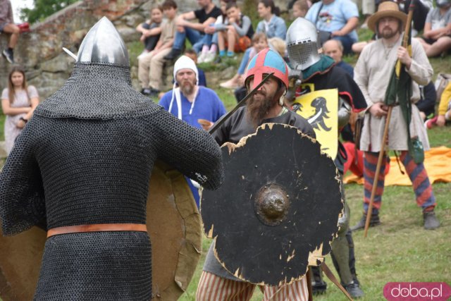 [FOTO] Tłumy na Jarmarku Średniowiecznym w Wierzbnej