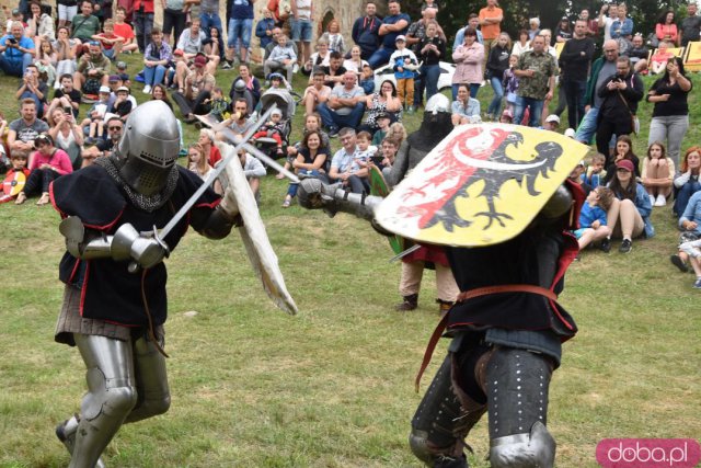 [FOTO] Tłumy na Jarmarku Średniowiecznym w Wierzbnej