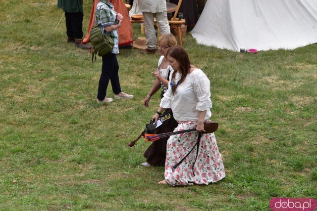 [FOTO] Tłumy na Jarmarku Średniowiecznym w Wierzbnej