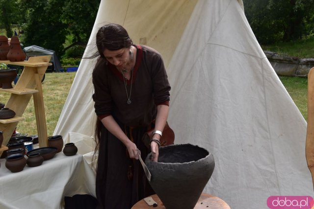 [FOTO] Tłumy na Jarmarku Średniowiecznym w Wierzbnej