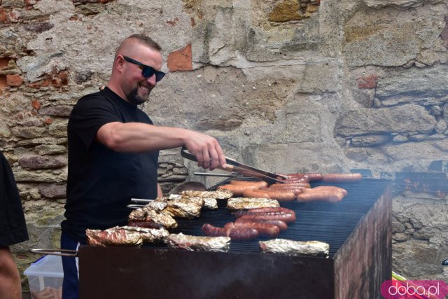 [FOTO] Tłumy na Jarmarku Średniowiecznym w Wierzbnej