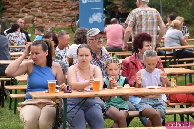 [FOTO] Tłumy na Jarmarku Średniowiecznym w Wierzbnej