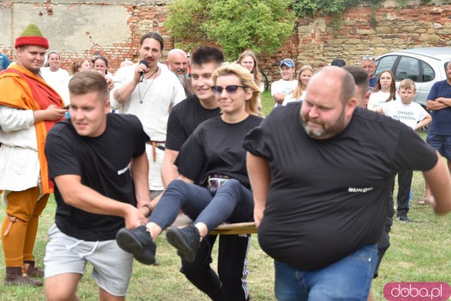 [FOTO] Tłumy na Jarmarku Średniowiecznym w Wierzbnej