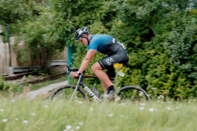 [FOTO] Kacper Stępniak ze Świebodzic zatriumfował w Enea Bydgoszcz Triathlon 