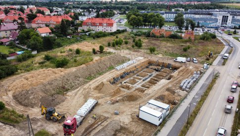 Postępuje inwestycja mieszkaniowa w Świdnicy. Fundamenty nowych budynków przy ul. Leśnej już wylane