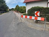 [FOTO] Trwa budowa chodnika w Chwałkowie