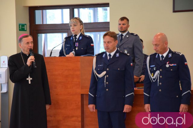 [FOTO] Uroczyste obchody Święta Policji z awansami i nagrodami