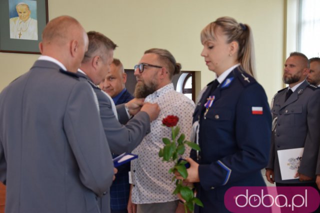 [FOTO] Uroczyste obchody Święta Policji z awansami i nagrodami
