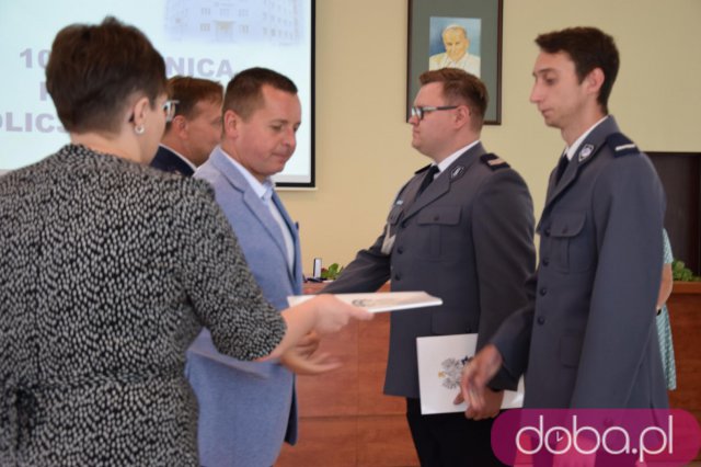 [FOTO] Uroczyste obchody Święta Policji z awansami i nagrodami