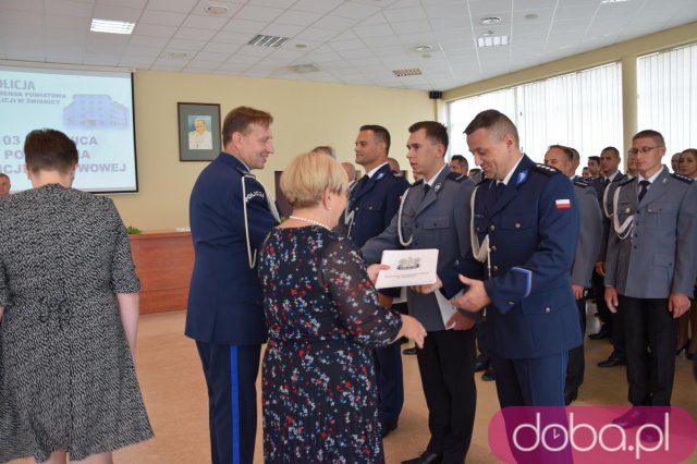 [FOTO] Uroczyste obchody Święta Policji z awansami i nagrodami