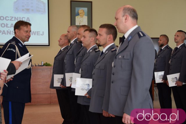 [FOTO] Uroczyste obchody Święta Policji z awansami i nagrodami