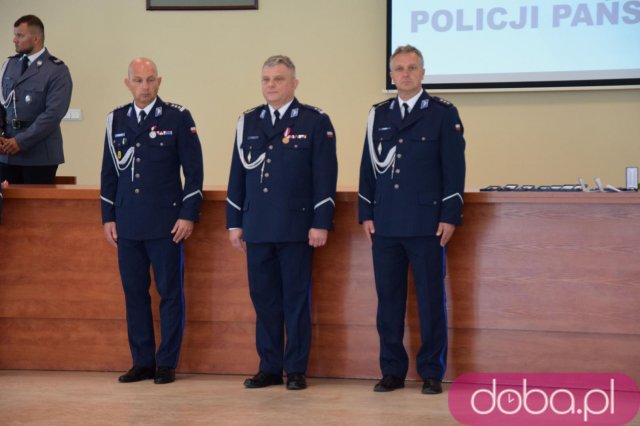 [FOTO] Uroczyste obchody Święta Policji z awansami i nagrodami