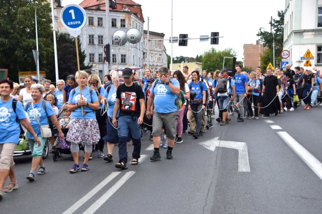 Wyruszyła XIX Piesza Pielgrzymka Diecezji Świdnickiej na Jasną Górę 