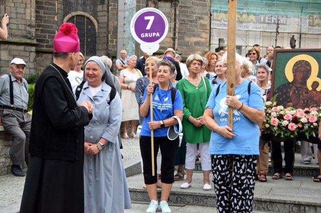 Wyruszyła XIX Piesza Pielgrzymka Diecezji Świdnickiej na Jasną Górę 