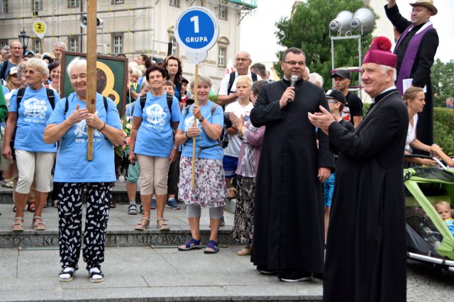 Wyruszyła XIX Piesza Pielgrzymka Diecezji Świdnickiej na Jasną Górę 