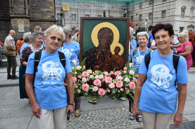 Wyruszyła XIX Piesza Pielgrzymka Diecezji Świdnickiej na Jasną Górę 