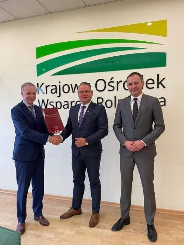 Droga w Szczepanowie po dawnym PGR do remontu
