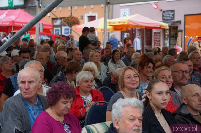 [FOTO, VIDEO] Międzynarodowy Festiwal Folkloru w Strzegomiu trwa w najlepsze