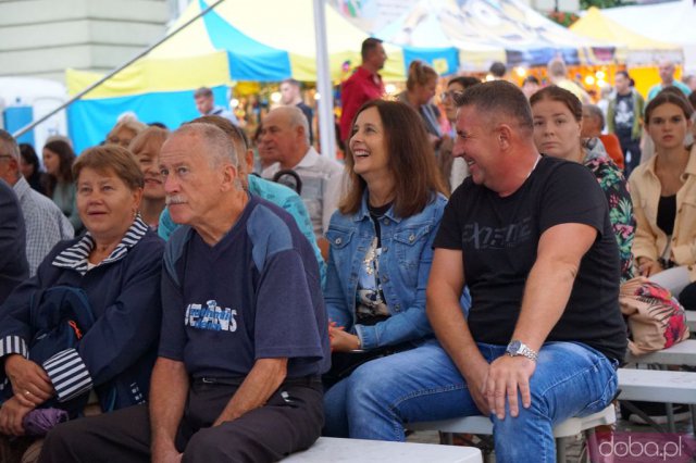 [FOTO, VIDEO] Międzynarodowy Festiwal Folkloru w Strzegomiu trwa w najlepsze