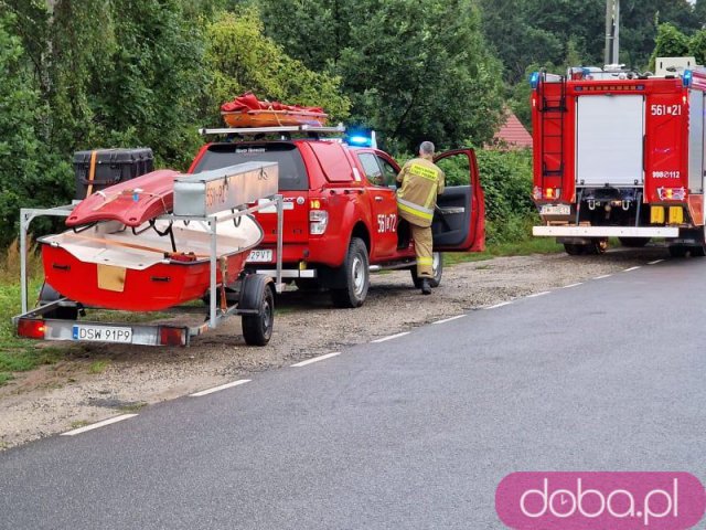 [FOTO] Tragedia w Gołaszycac. Z rzeki wyłowiono ciało 