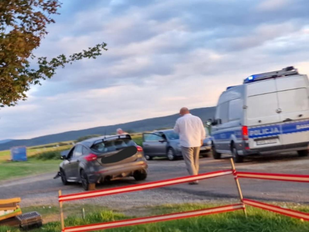 [FOTO] Kolizja trzech samochodów w Słotwinie