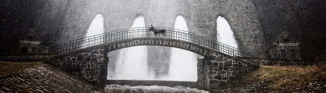 Dzisiaj polska premiera filmu „IO” J.Skolimowskiego. Sceny były kręcone na tamie w Zagórzu Śląskim