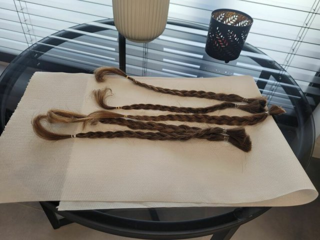Oddała włosy na Fundację Rak\\\\\\\\