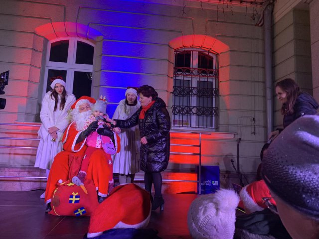 Mikołajkowe spotkanie na strzegomskim rynku! [FOTO,WIDEO]