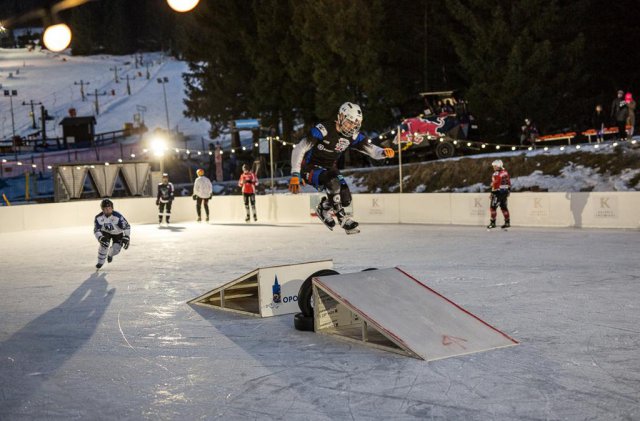 17 grudnia otwarcie Lodowiska Ice Arena Czarna Góra!