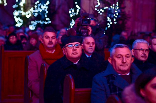Kolędowanie z zespołem Enej 