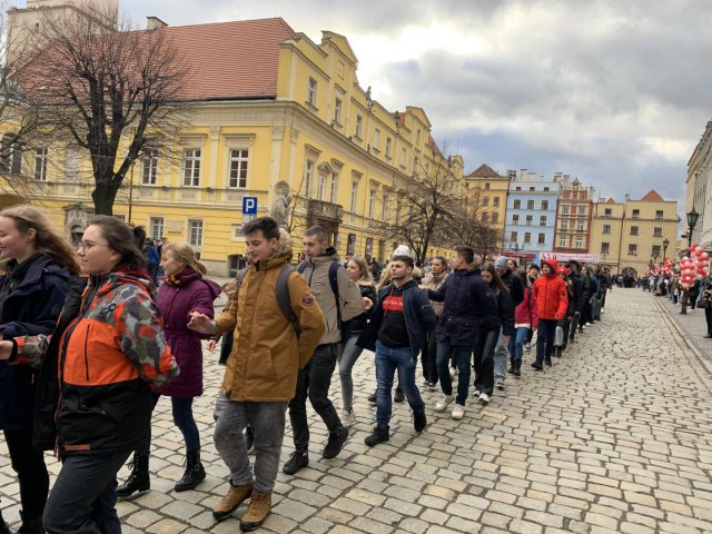  Rozpoczęli odliczanie od matury - XVII Polonez Świdnicki