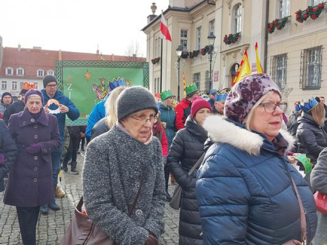 [FOTO] Barwny Orszak Trzech Króli przeszedł przez Świebodzice