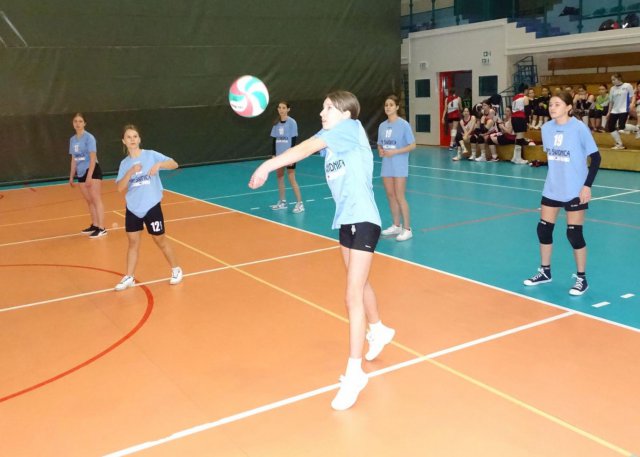Turniej piłki siatkowej dziewcząt klas 7-8 szkół podstawowych 