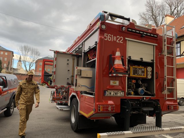 Nowy, pierwszowyjazdowy wóz strażacki trafił do OSP w Świdnicy