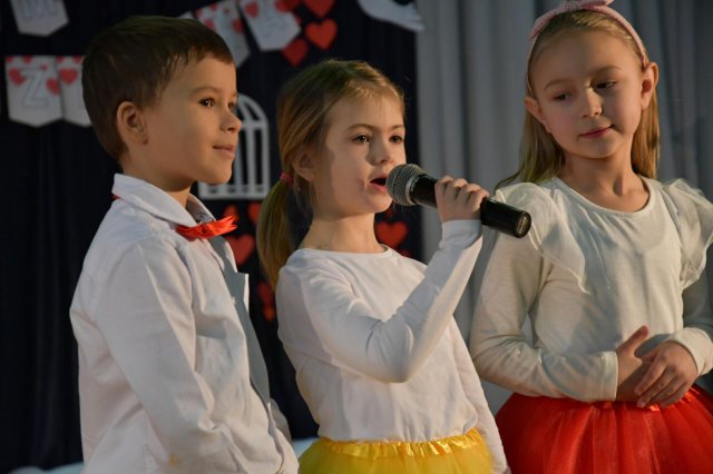 Dzień Babci i Dziadka w Szkole Podstawowej w Marcinowicach [Foto]