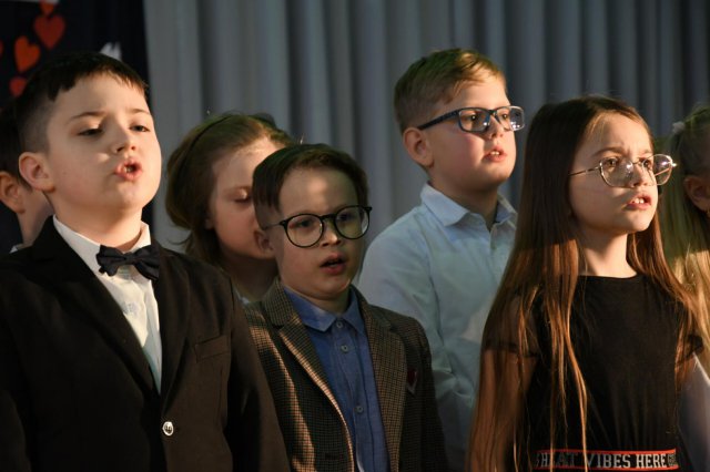 Dzień Babci i Dziadka w Szkole Podstawowej w Marcinowicach [Foto]