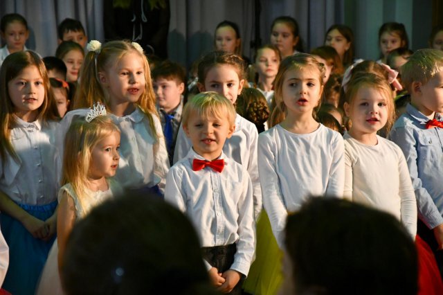 Dzień Babci i Dziadka w Szkole Podstawowej w Marcinowicach [Foto]