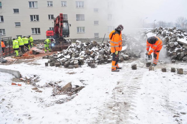 Trwają prace na Alei Niepodległości [Foto]