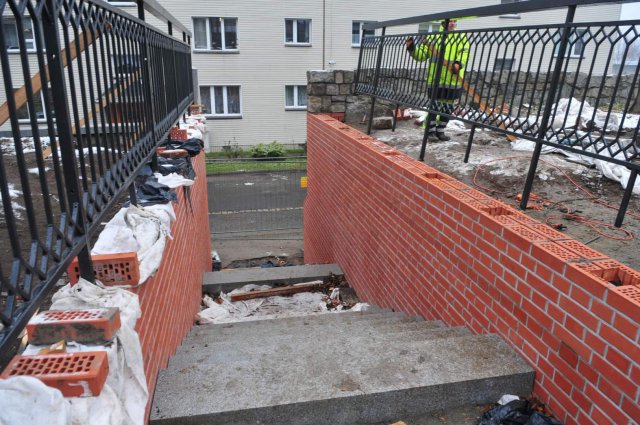 Schody z al. Niepodległości do ul. Garbarskiej prawie ukończone [Foto]