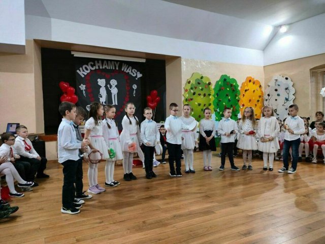 Dzień Babci i Dziadka w Jaroszowie [Foto]