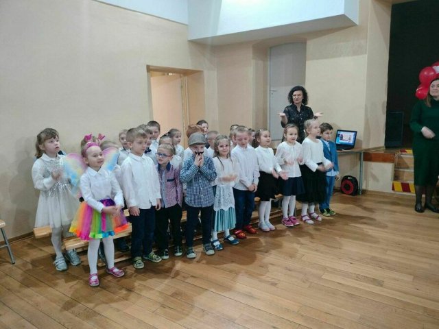 Dzień Babci i Dziadka w Jaroszowie [Foto]