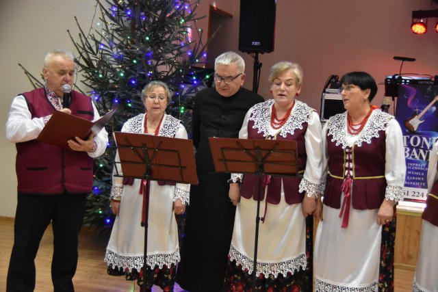 Spotkanie noworoczne seniorów w Lutomi Górnej [Foto]