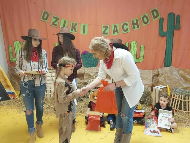 Karnawał w Przedszkolu nr 1 w Strzegomiu [Foto]
