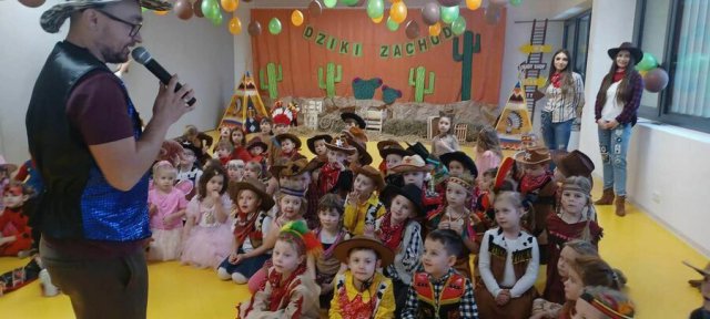 Karnawał w Przedszkolu nr 1 w Strzegomiu [Foto]