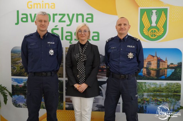 Policjanci podsumowali rok: przekraczanie prędkości, nieprawidłowe parkowanie, dzikie wysypiska