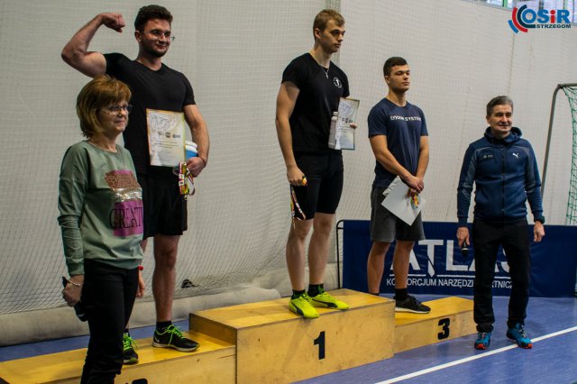 Zawody w wyciskaniu sztangi leżąc za nami [Foto]